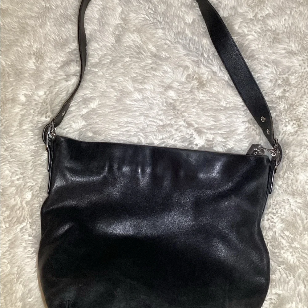 Coach vintage black leather large shoulder bag